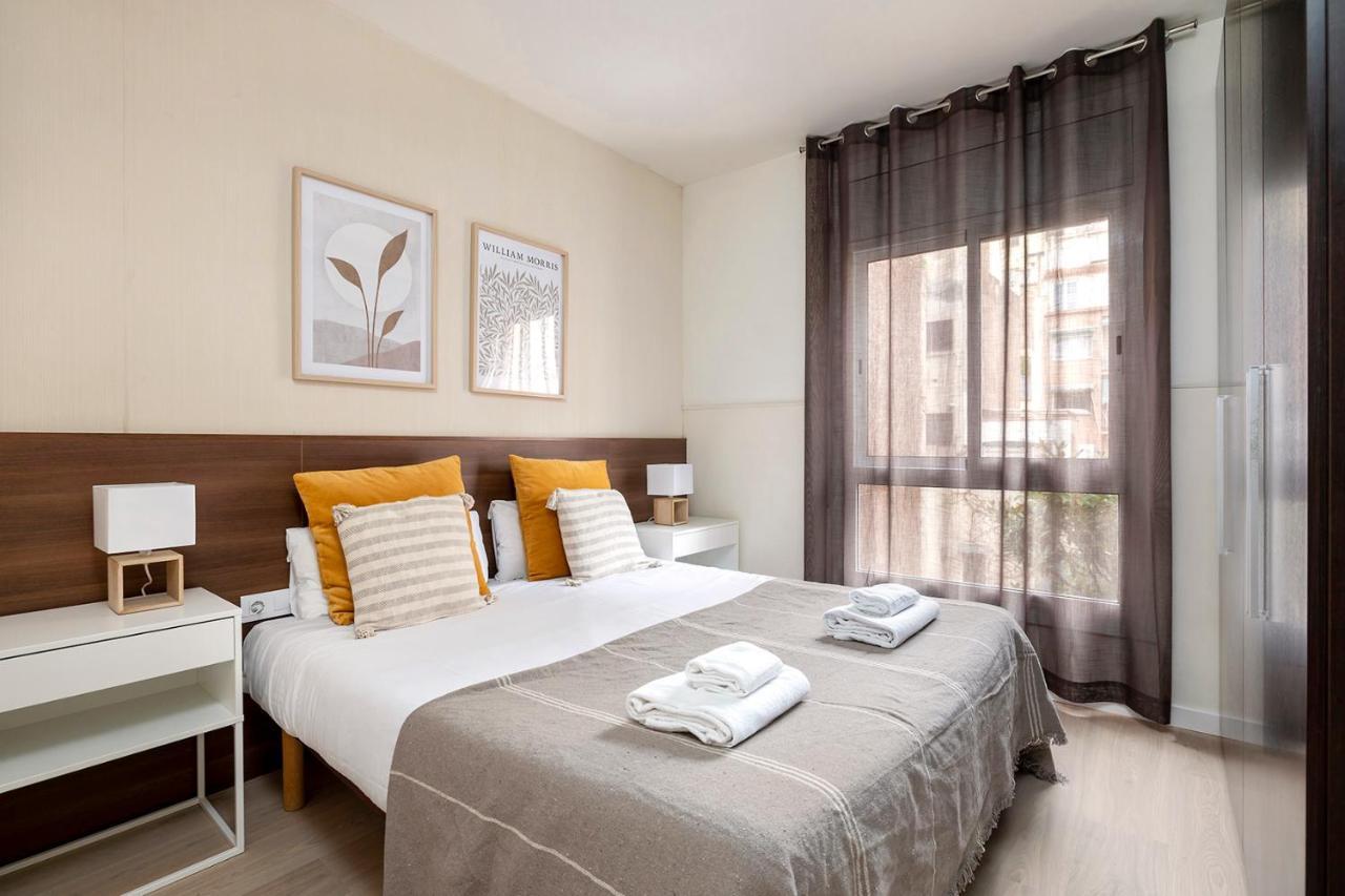 Apartments Sata Sagrada Familia Area Barcelona Exterior photo