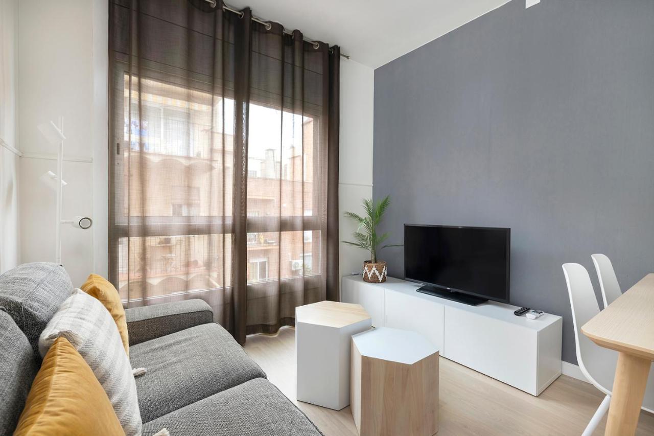 Apartments Sata Sagrada Familia Area Barcelona Exterior photo