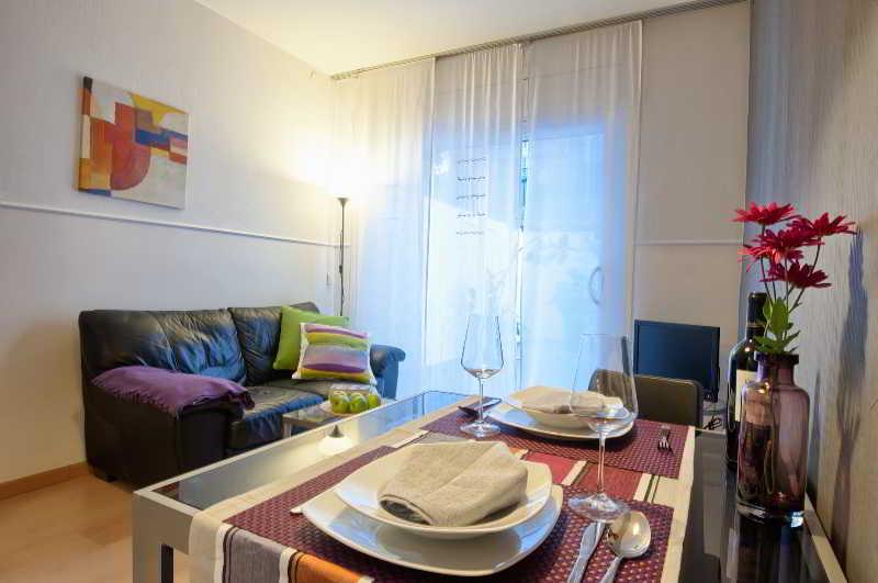Apartments Sata Sagrada Familia Area Barcelona Exterior photo